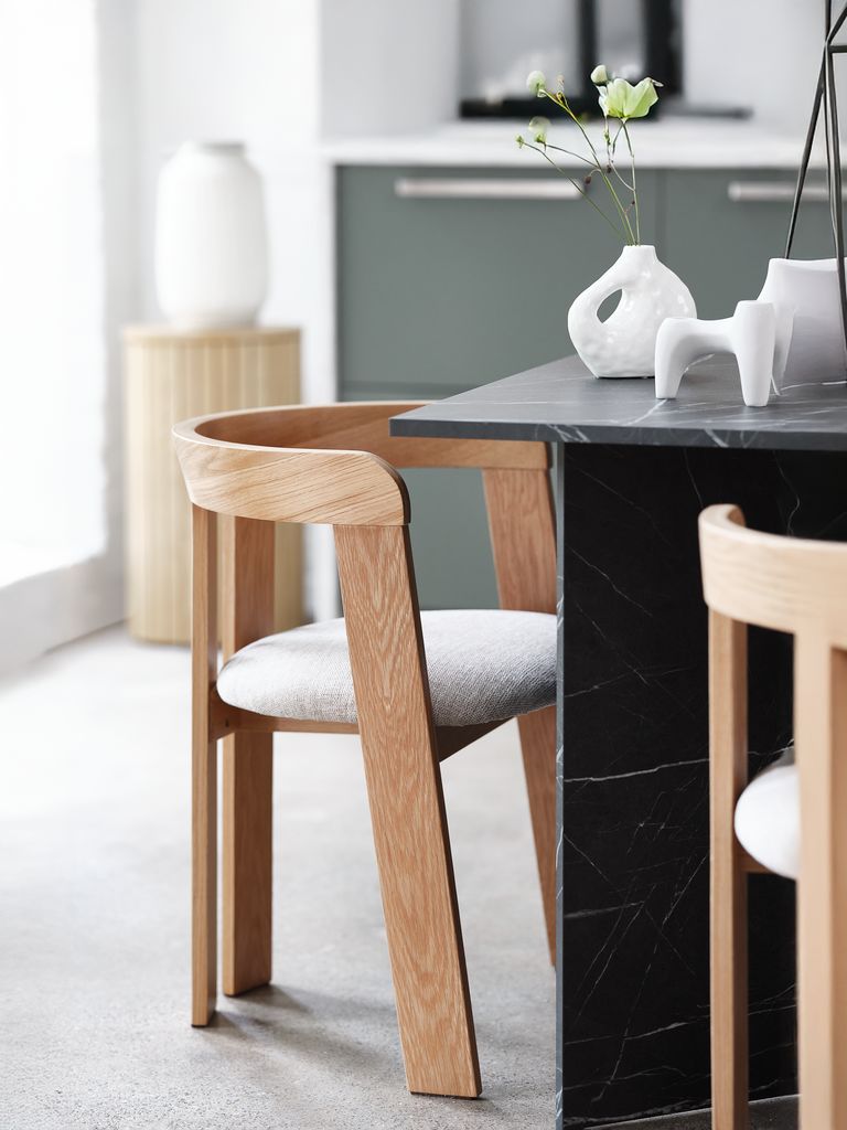 Dining chair BOVRUP oak/beige fabric - JYSK