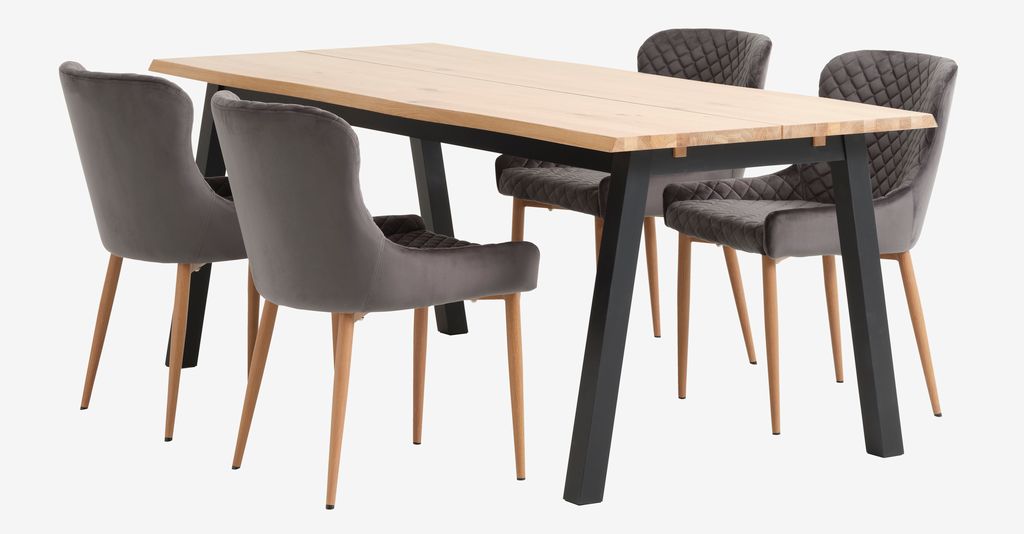 SKOVLUNDE L200 table nat. oak + 4 PEBRINGE chair grey velvet - JYSK