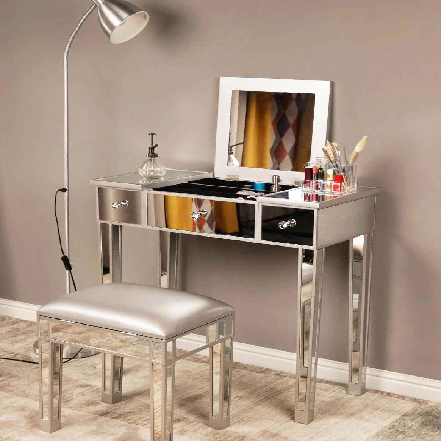 Lowest Prices - Zimtown Vanity Table Makeup Dressing Table Wood Jewelry Desk with Flip-top Mirror 3 drawers(Stool is NOt INCLUDED),Silver - JYSK